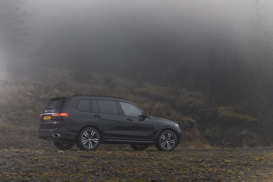  BMW X7 xDrive30d M Sport (G07) 2019 года  (UK) (фото 2 из 40)